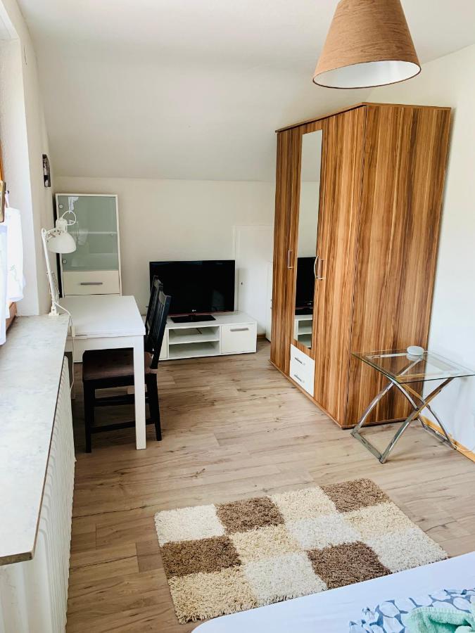 Goncalves, Komplette Mit Parkplatz Und Wallbox Vor Der Tuer * Calw